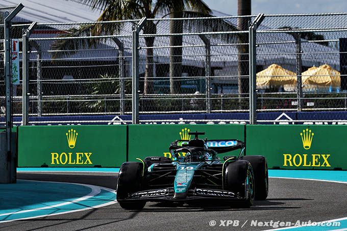 Alonso veut parler à la FIA des (...)