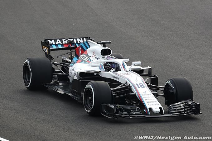 Formula 1 Williams FW41 takes to the track at Circuit de